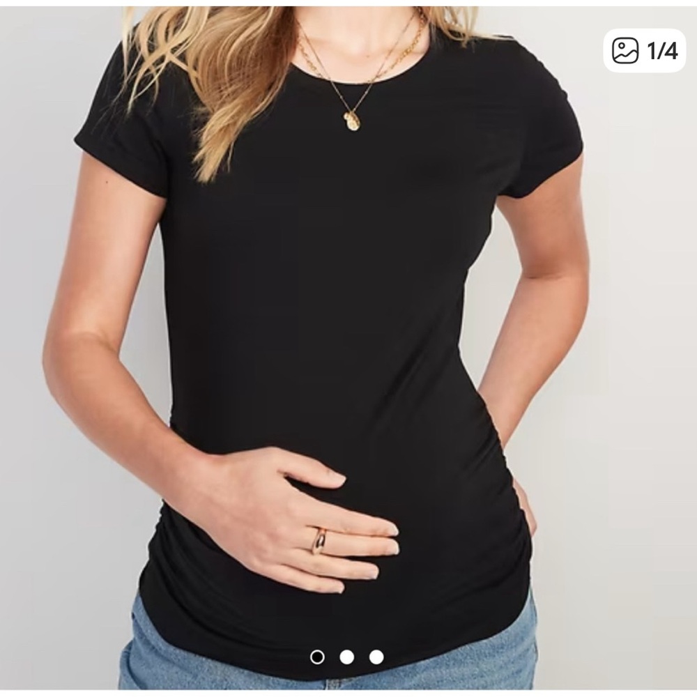 Old Navy Maternity Black Short Sleeve Crew Neck Tee